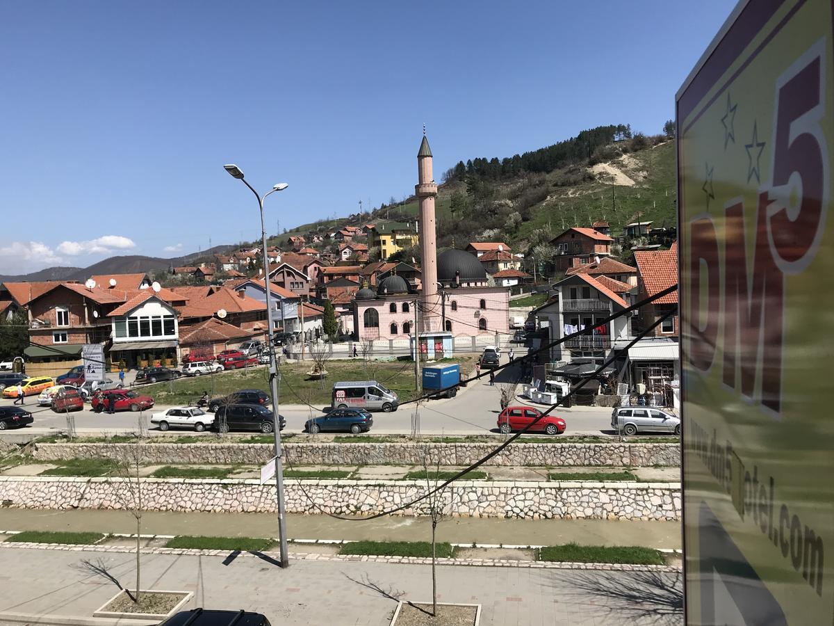 Prenociste Dm5 Acomodação com café da manhã Novi Pazar Exterior foto